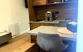 New Built Cosy Apartment Within Walking Distance Of Churchill Hospital