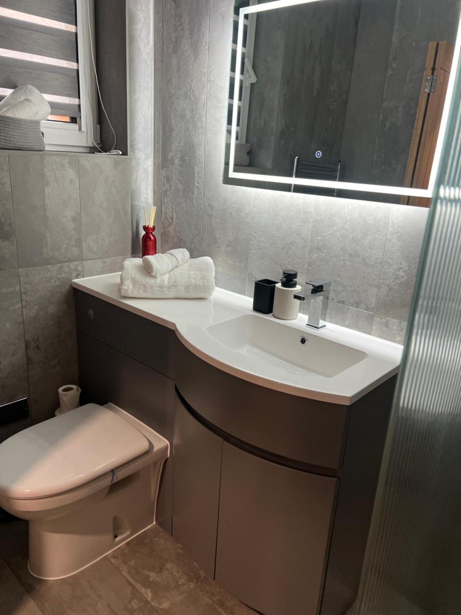 New Built Cosy Apartment Within Walking Distance Of Churchill Hospital Oxford Exterior photo